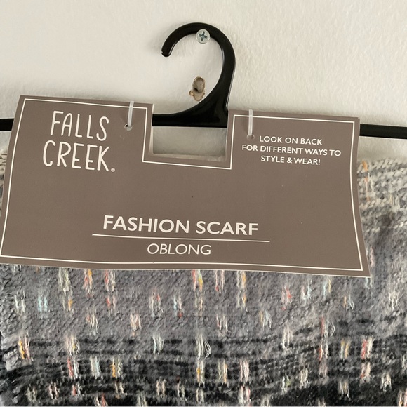 Falls Creek Oblong Scarf NWT - Picture 2 of 6
